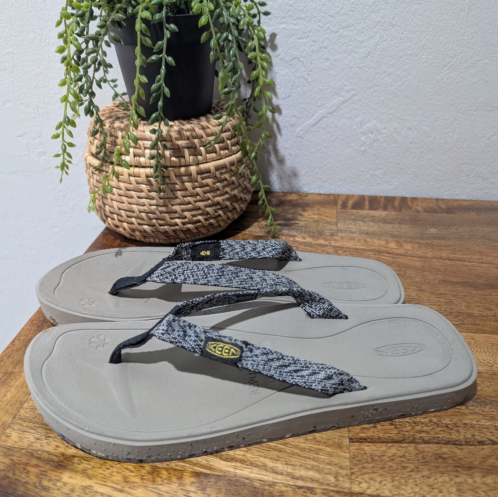 Keen Harvest Eco Recycled PU Foam Flip Flop Thong Sandal Black Multi Women 8